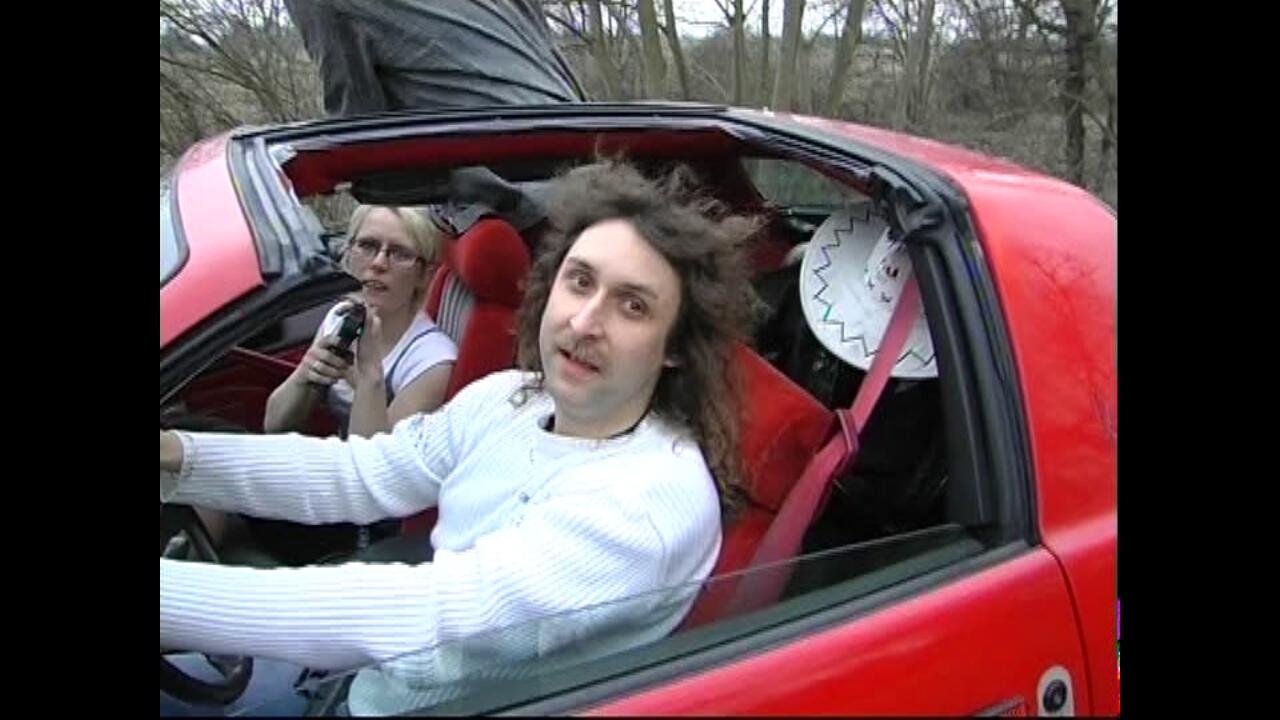 Inszenierte Szene im Fahrzeuginnenraum